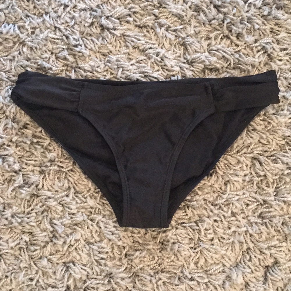 Hot Water plain black bikini bottoms